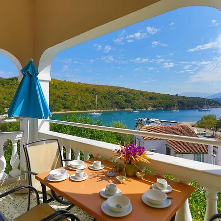 Irena Saint Stephanos Apartman