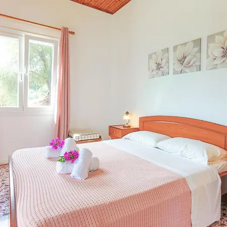 Irena Saint Stephanos Apartamento